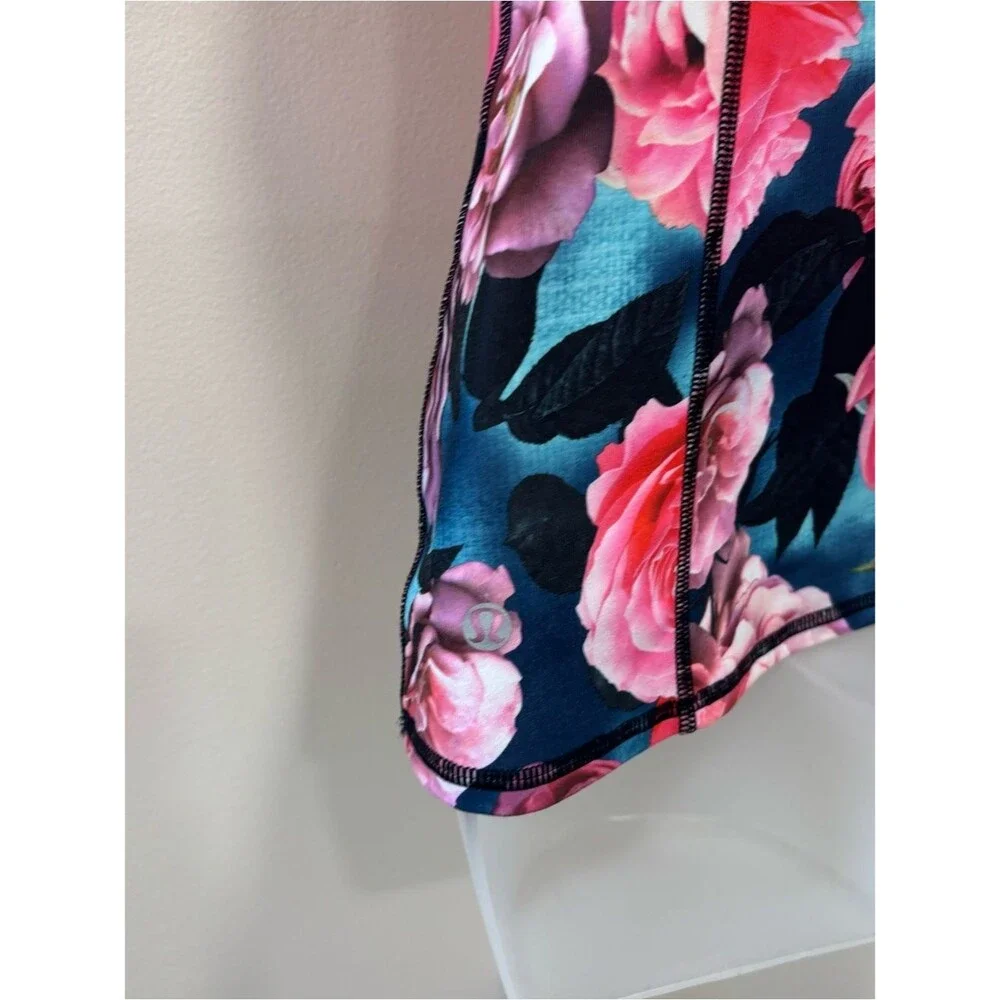 lululemon athletica Pink Floral Performance Tank Navy built in bra size 4